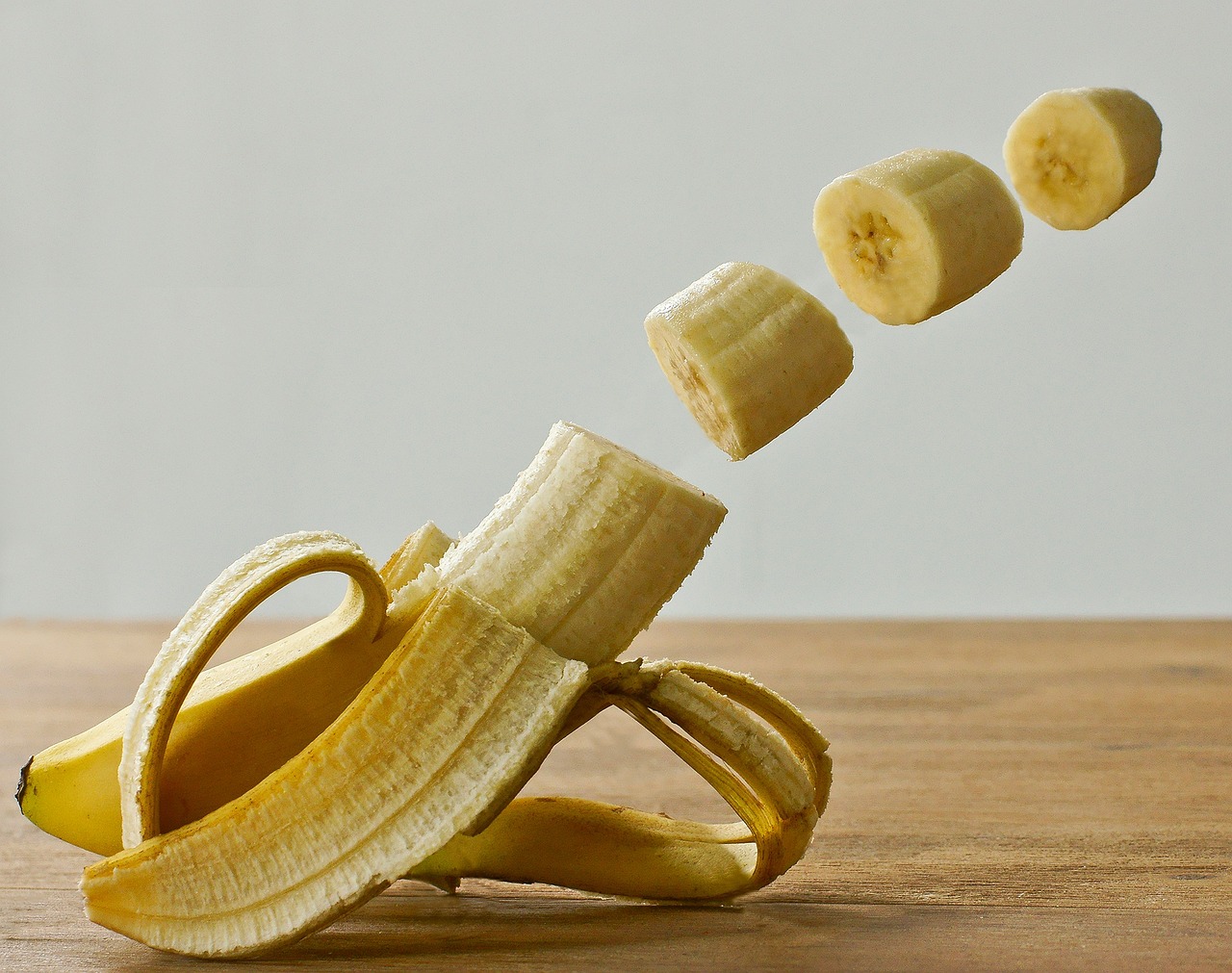Kodėl verta į mitybą įtraukti bananus ir ar jie padeda mesti svorį?