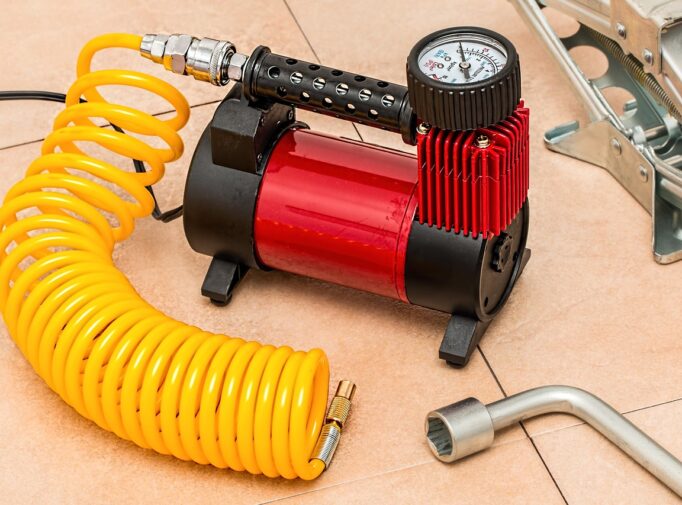 Oro kompresoriai – nepakeičiamas įrankis tiek namuose, tiek dirbtuvėse